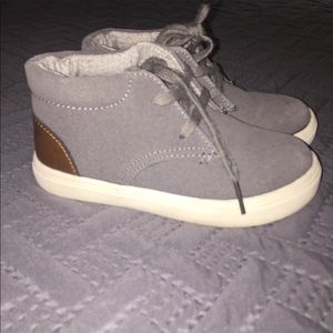 Cat and Jack toddler shoes 10